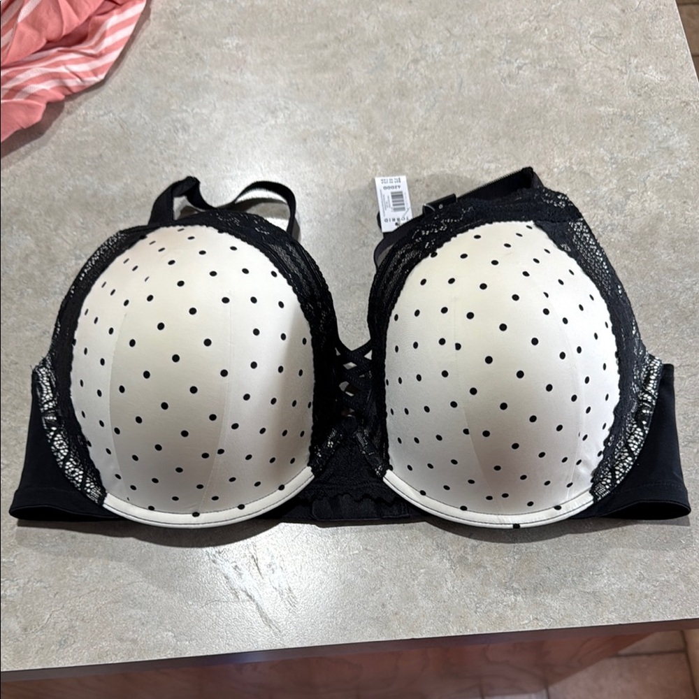 Polka Dot Lace Trim Bra - Black and White torrid size 42DDD